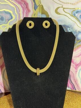 Erica Zap Gold Tone Mesh Necklace With Floating Ring And Contoured Mesh Earrings